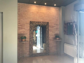 Отель Hotel Patilla Ciudad de Requena  Рекена